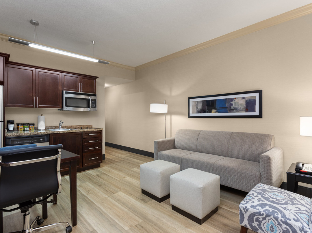 Hawthorn Extended Stay  by Wyndham West Palm Beach主图