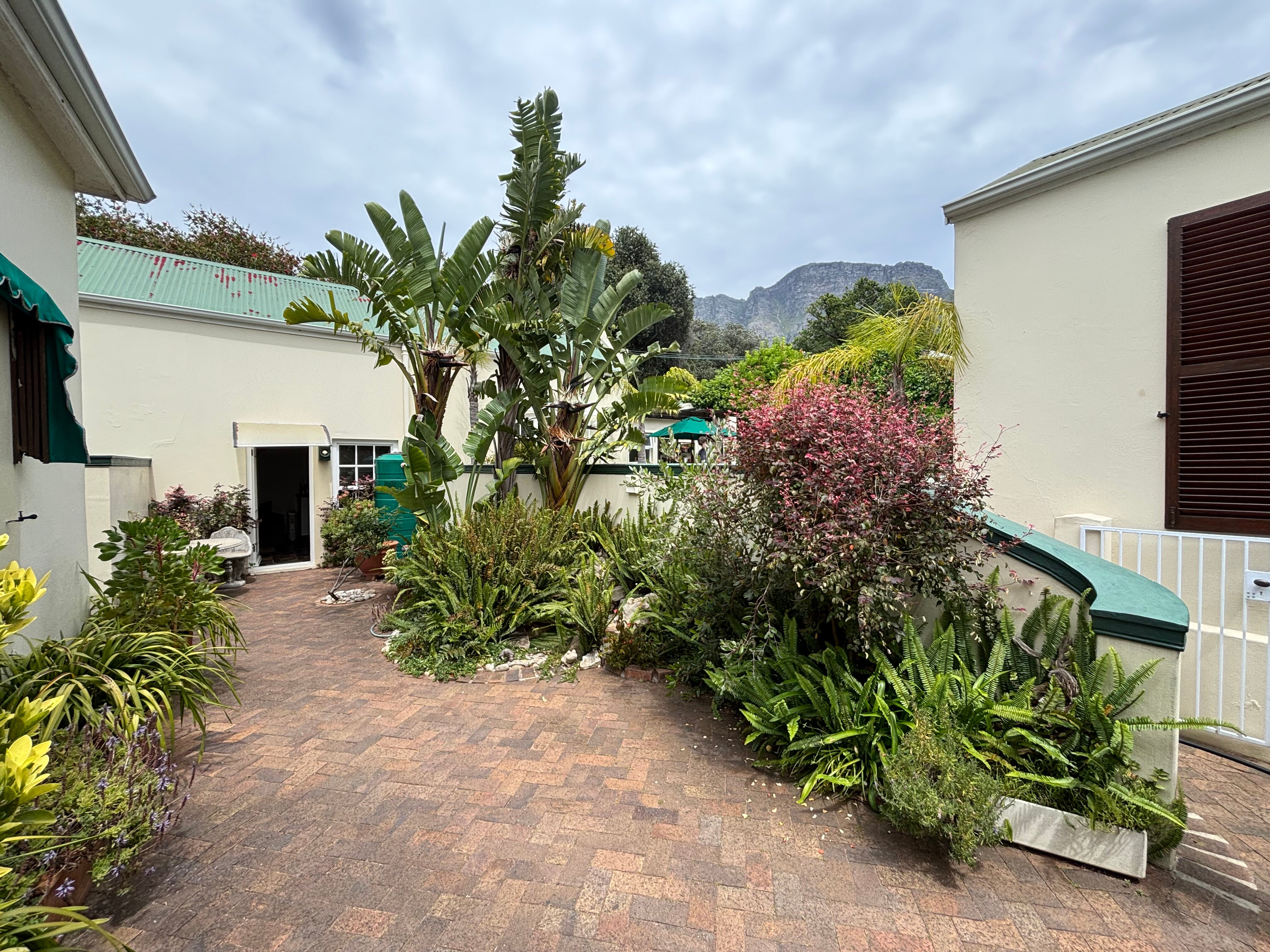 Newlands Guest House-浴室