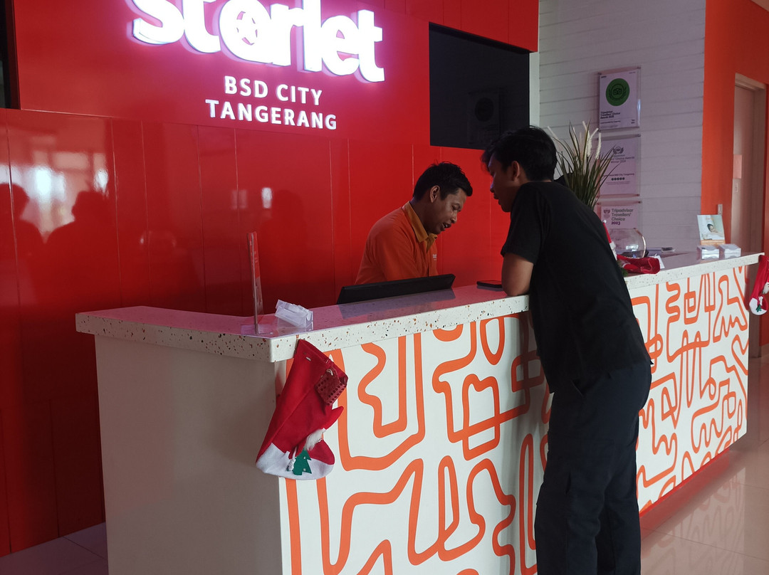 Starlet Hotel BSD City Tangerang主图