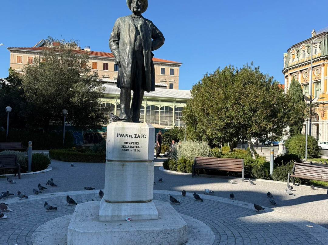 Kazališni park-里耶卡必去景点