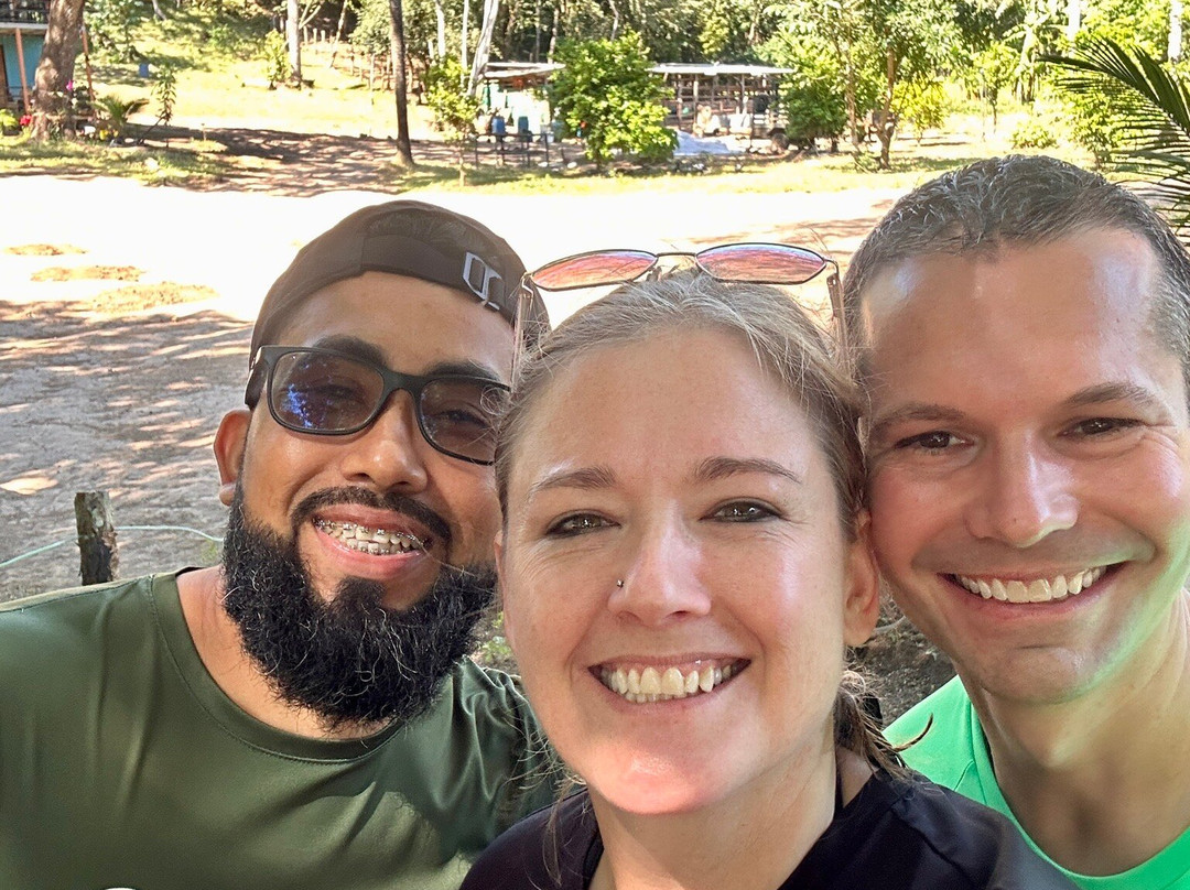 La Leona Waterfall Costa Rica-Curubande必去景点