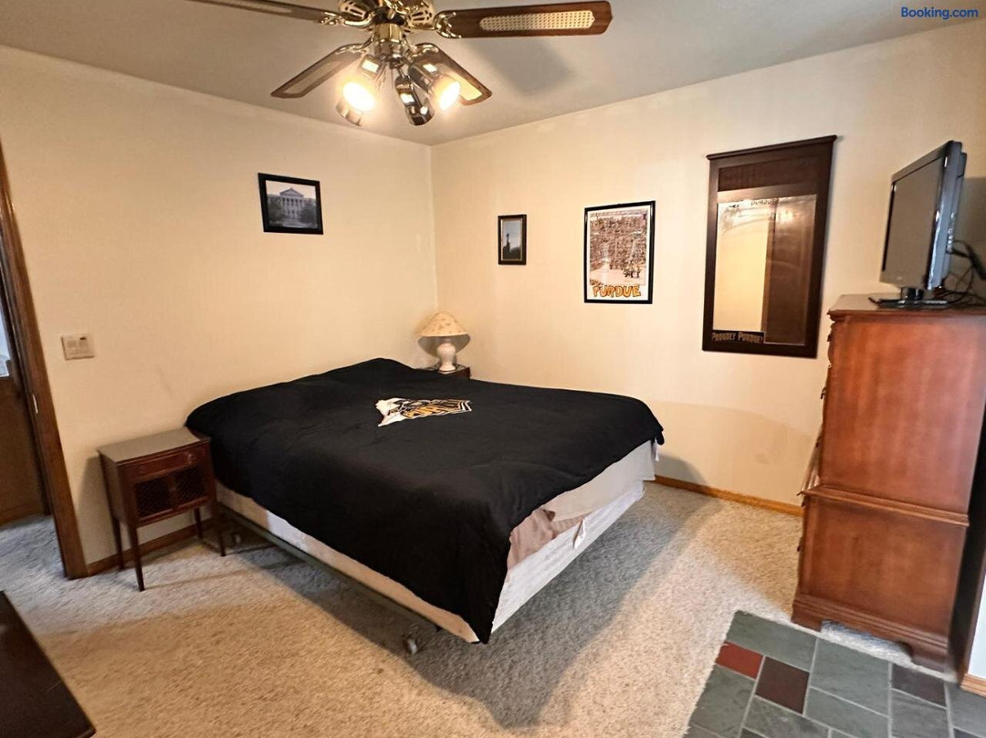 Whispering Pines Lodge
