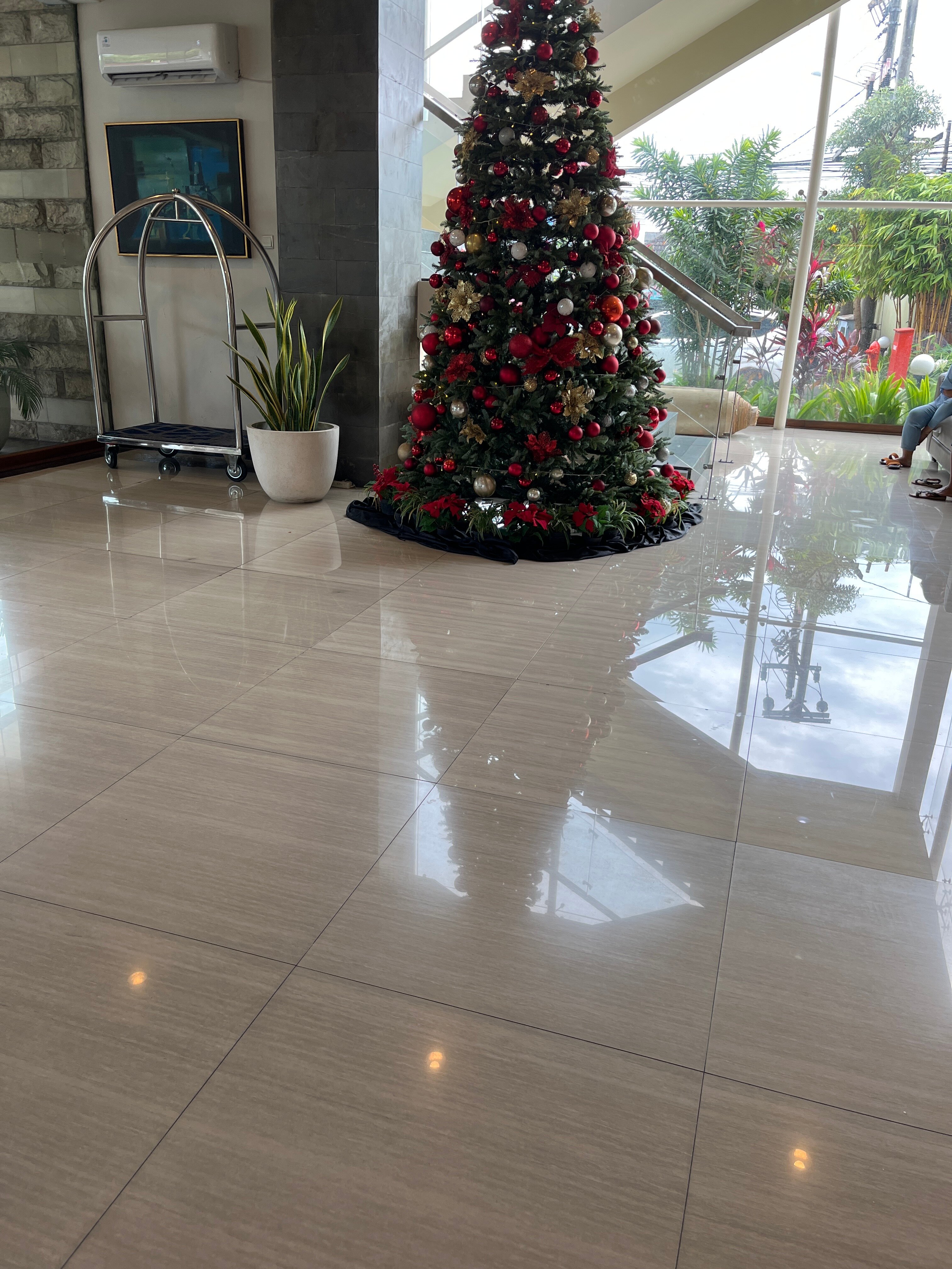 Vrata Hotel Yogyakarta-官方