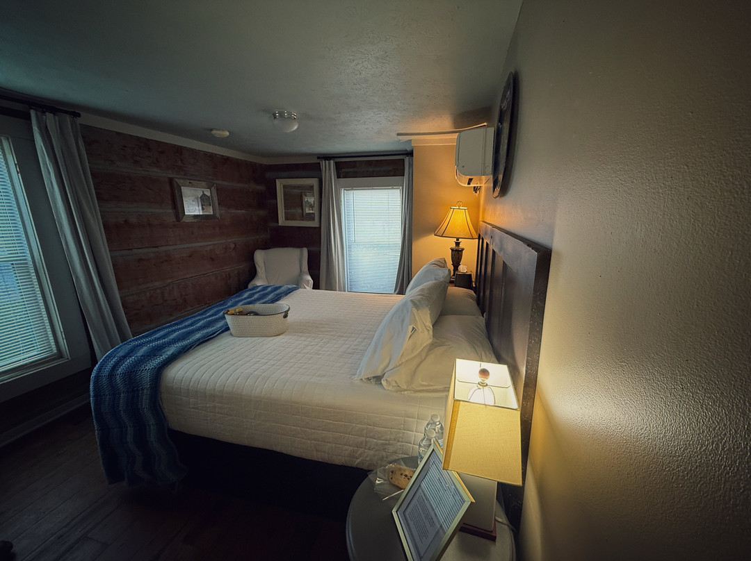 French Camp Bed and Breakfast Inn主图