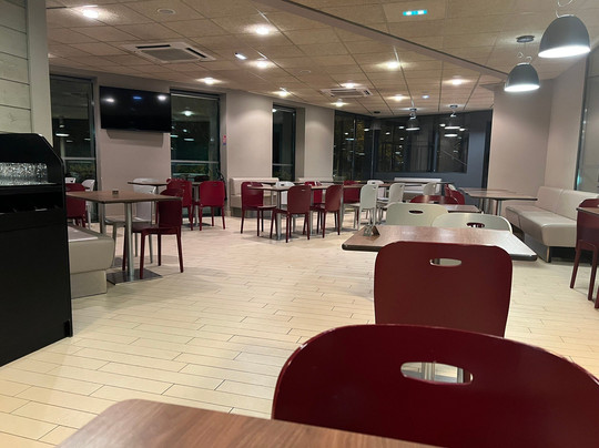 钟楼南特中央圣雅克酒店主图