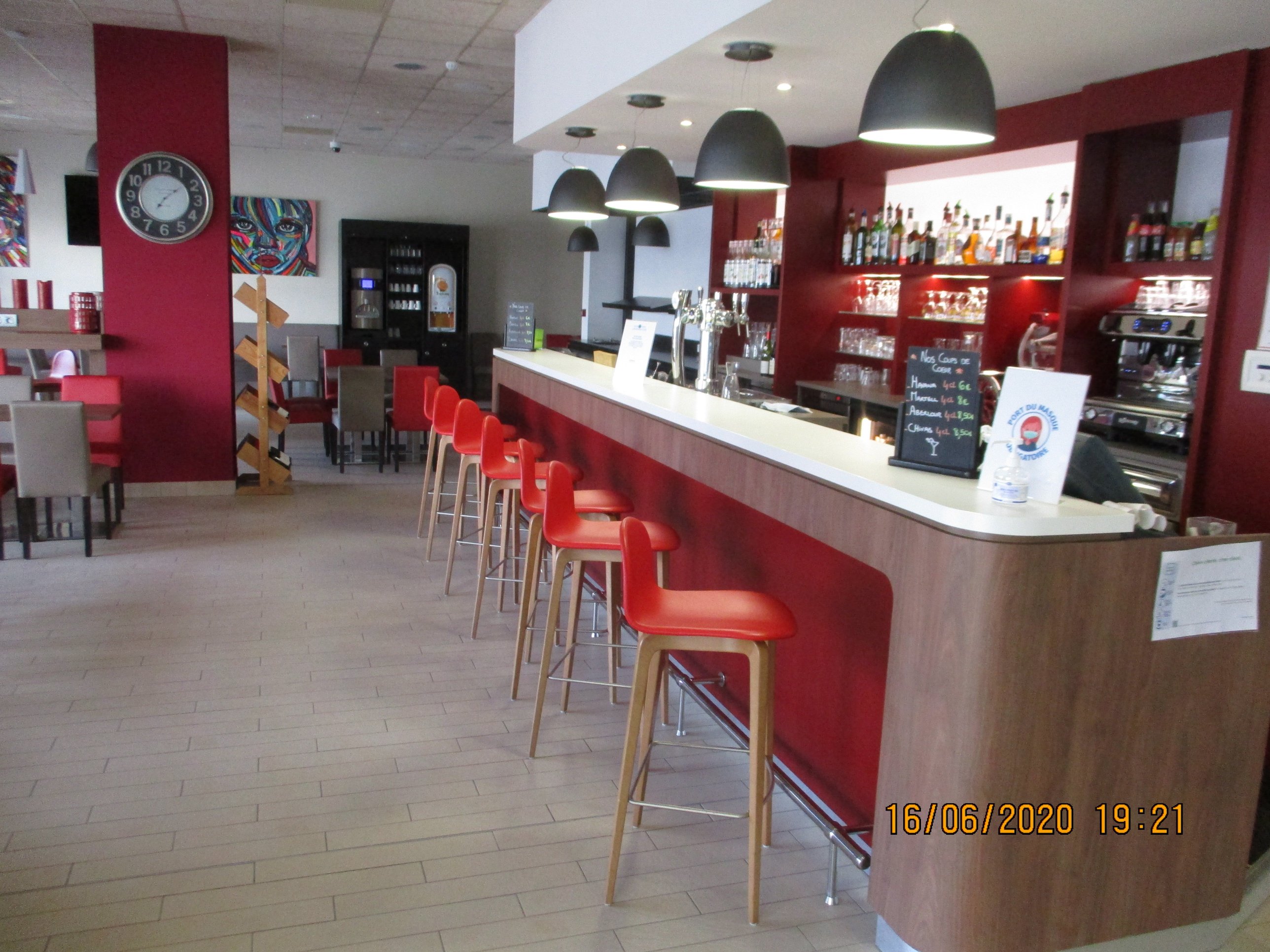 Ibis Styles Alès Centre-餐饮