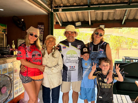 普吉岛疯狂足球高尔夫-芭东海滩必去景点