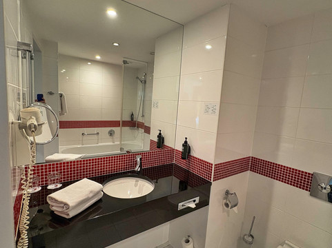 比尔森温德姆维也纳简易之家酒店主图