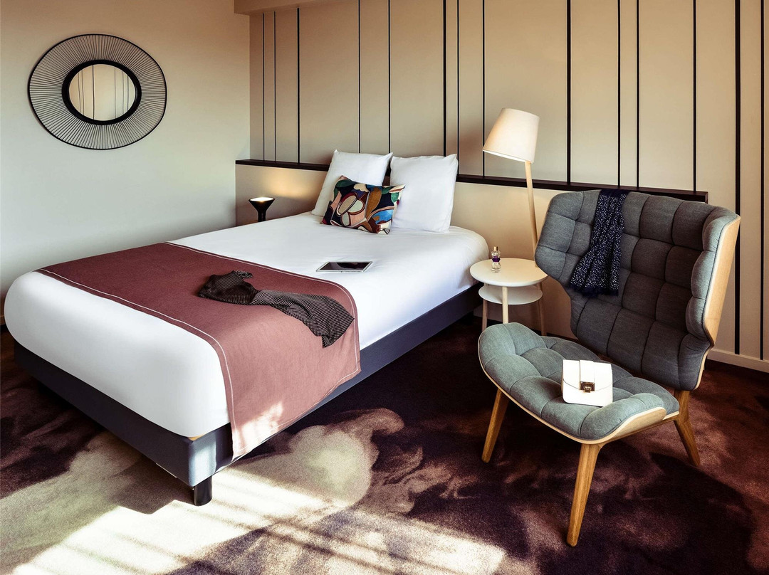 美居里昂热纳欧洲博览中心酒店