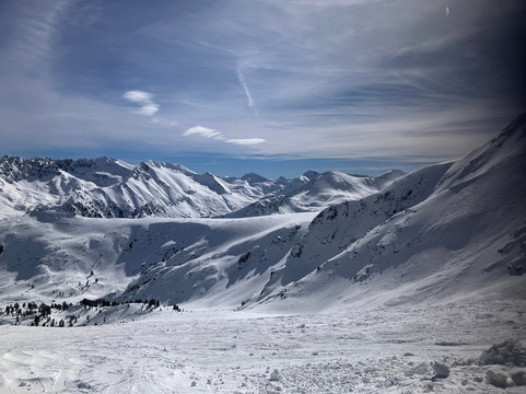 Station Bansko by Tsakiris