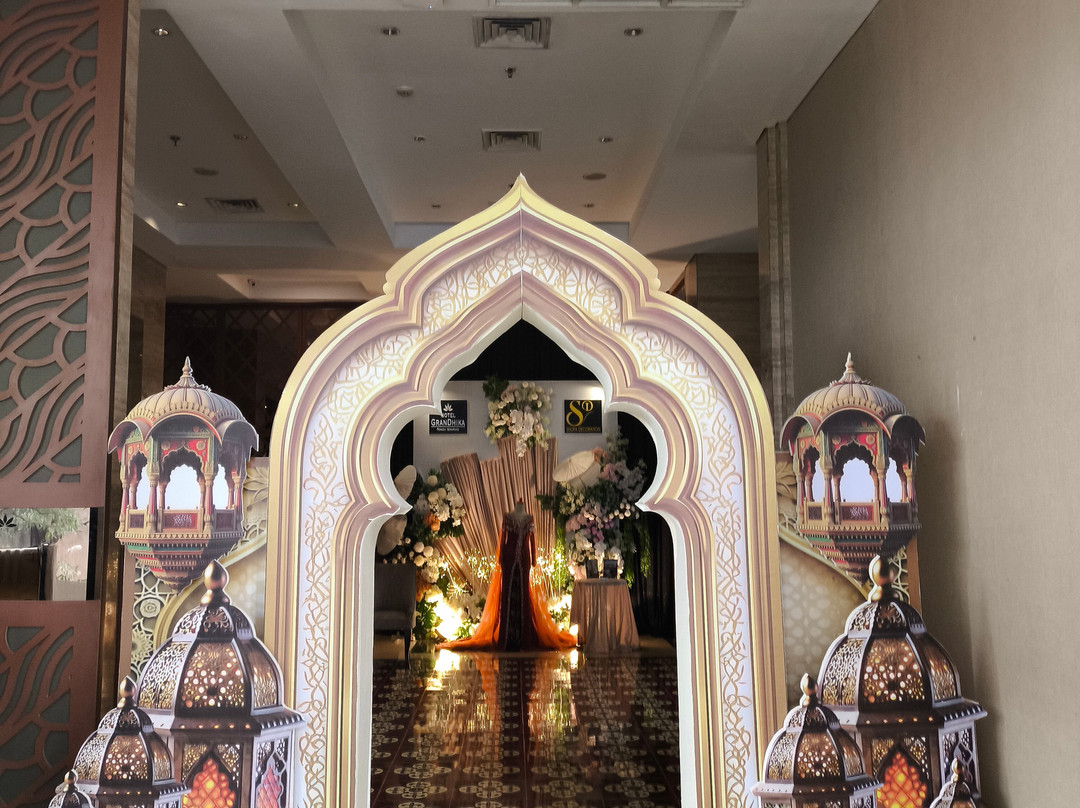 佩姆达希卡大酒店主图