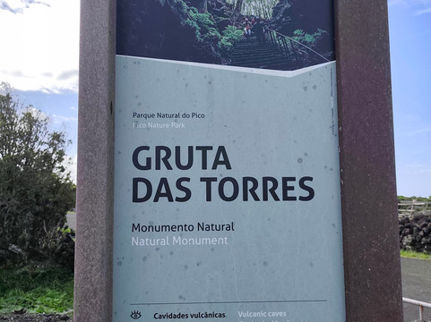 Gruta das Torres-Pico必去景点