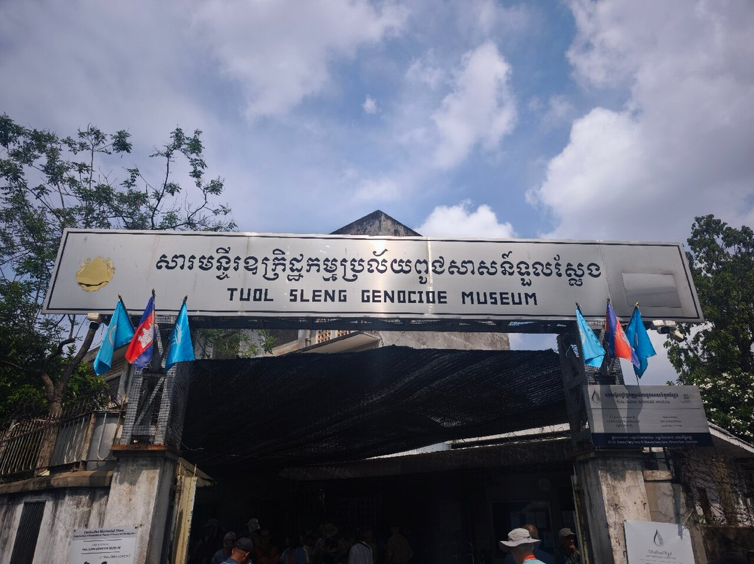Mr Lim Taxi And Tuk Tuk Tour-金边必去景点