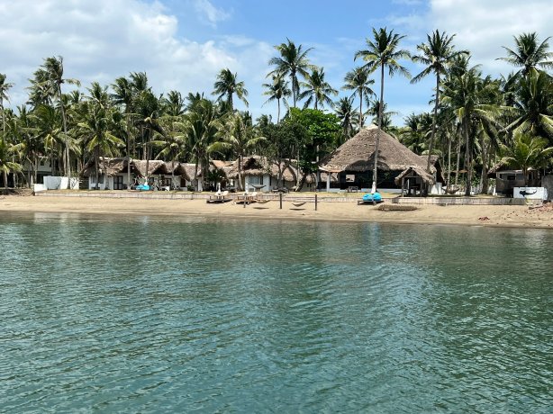 艾丽西亚海滩度假村-官方