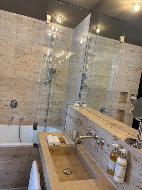 科尔蒂纳酒店-浴室