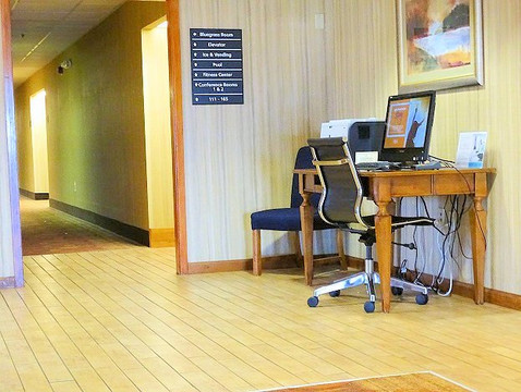 希尔顿巴兹敦Spark酒店主图