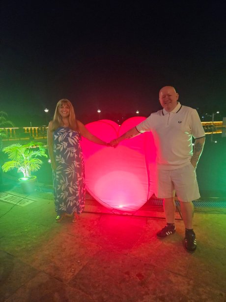 纳兹里度假村-官方