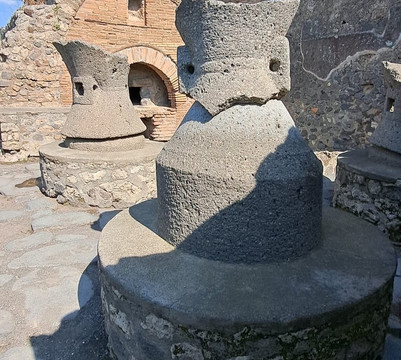 Megaride Art-那不勒斯必去景点