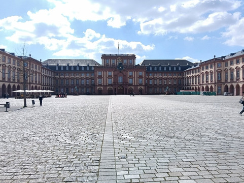 Baroque Palace Mannheim-曼海姆必去景点