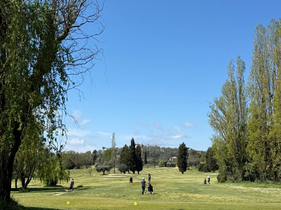大农庄高尔夫球场-Chateauneuf de Grasse必去景点