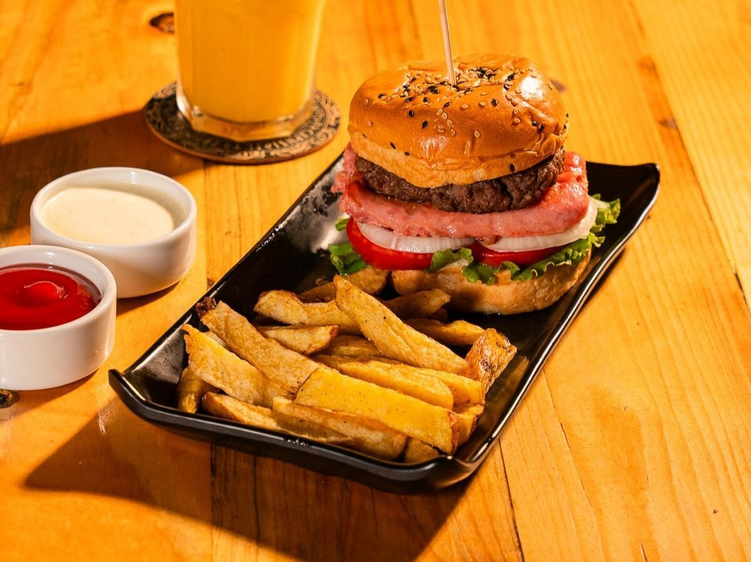 Mapachos Liqueur & Food