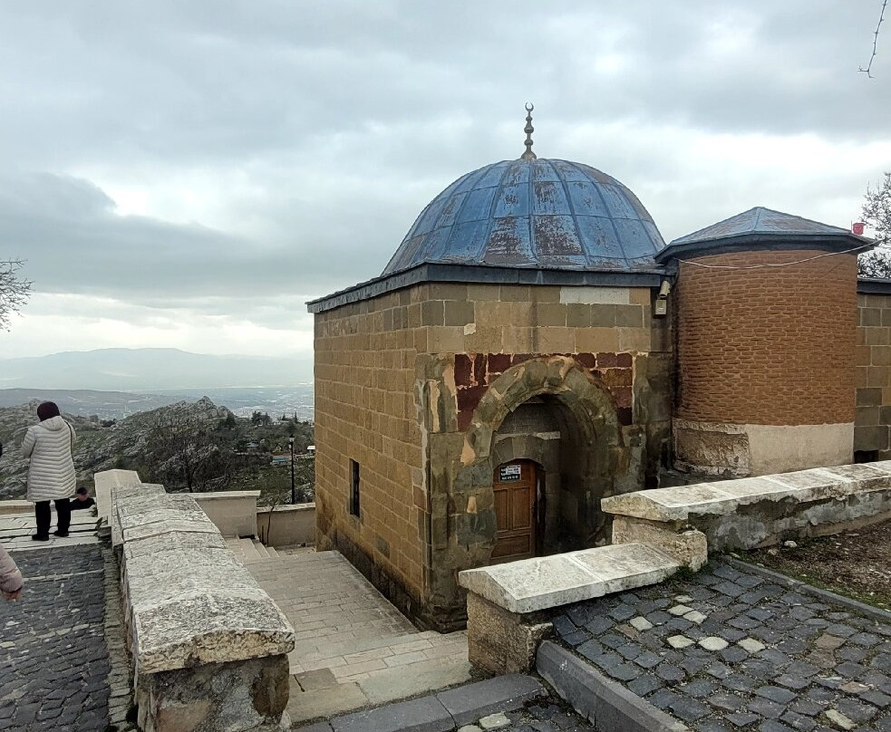 Arap Baba Turbesi-Harput必去景点