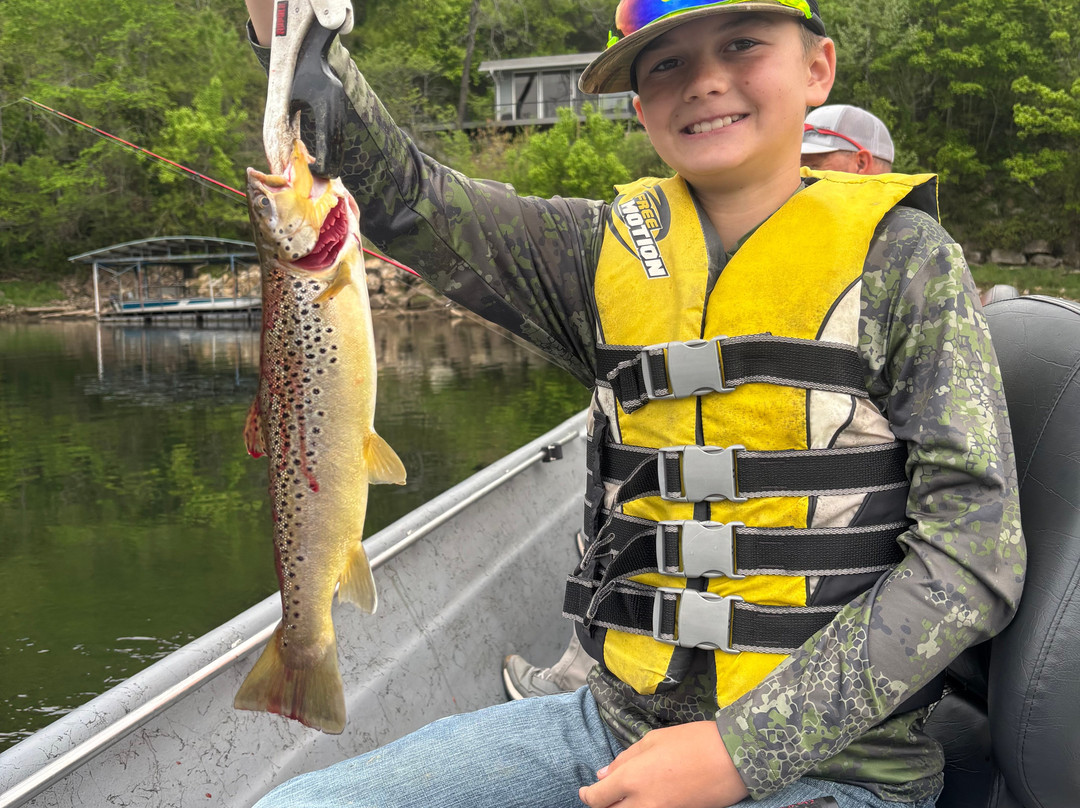 Papa Bill's White River Trout Guide Service-Bull Shoals必去景点