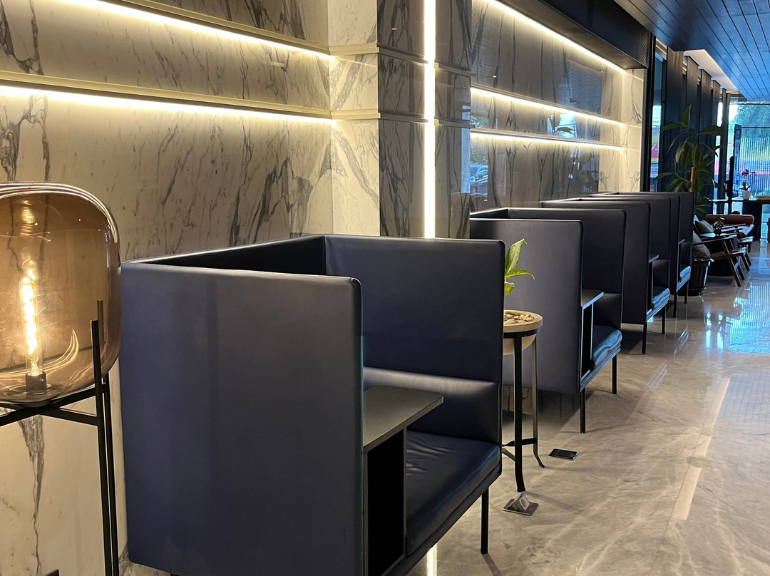 三宝垄阿鲁斯酒店主图