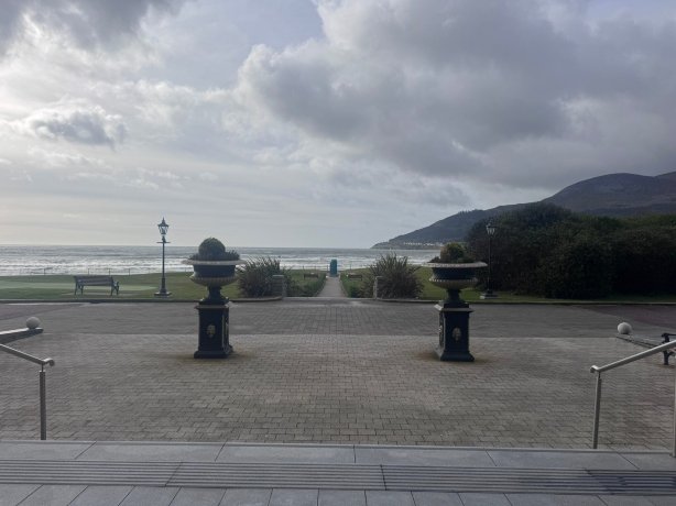 斯列维多纳德酒店-旅行者