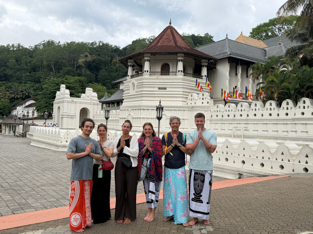 Chathu Lanka Tours-康提必去景点
