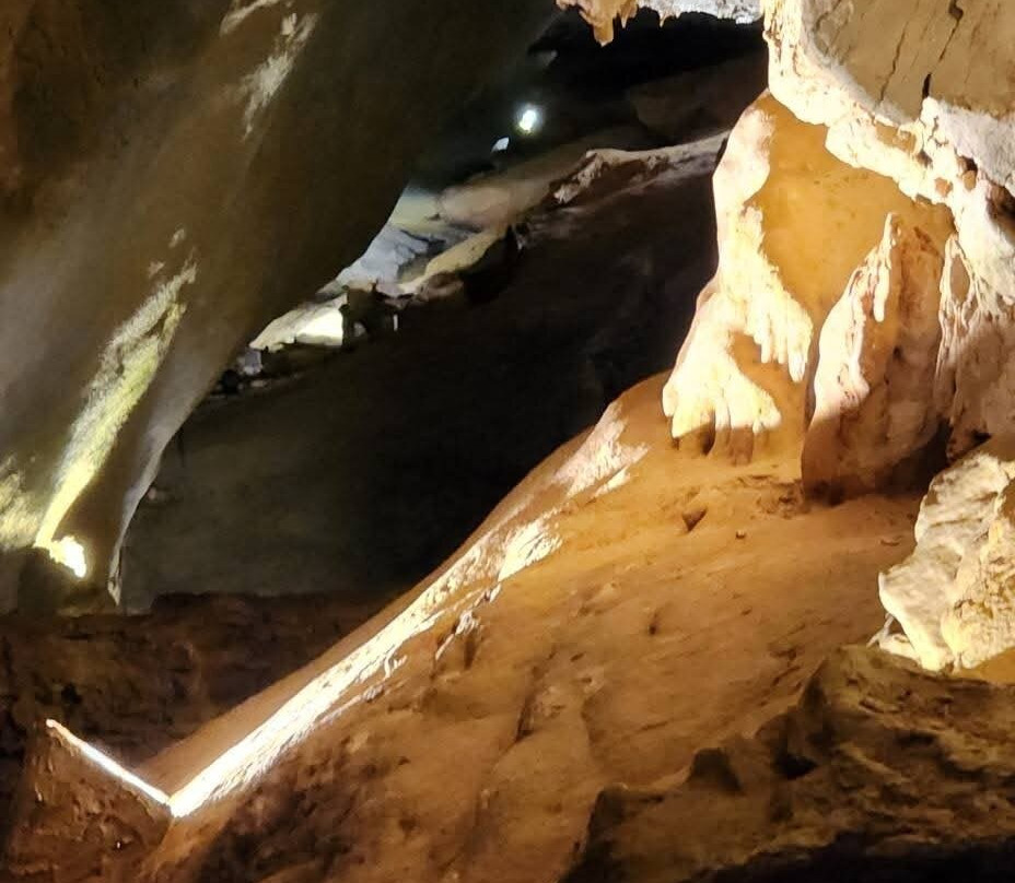 Bristol Caverns-布里斯托尔必去景点