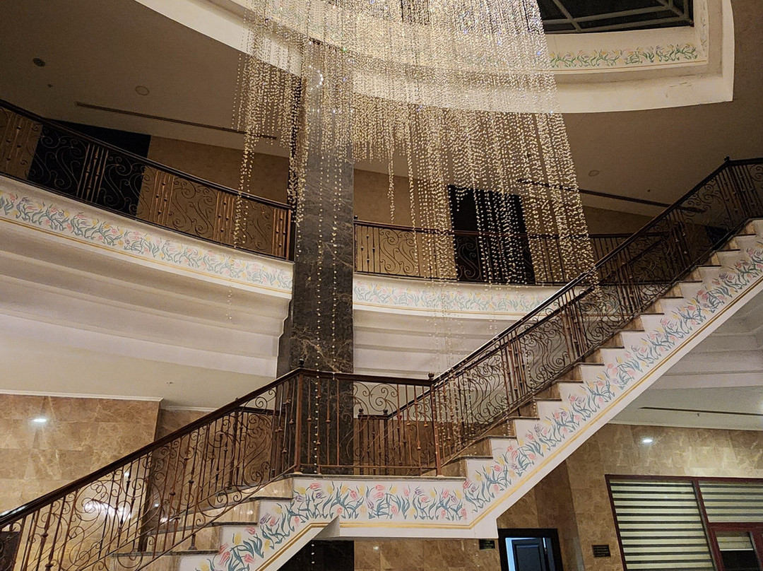 萨法索尔贡热能酒店主图