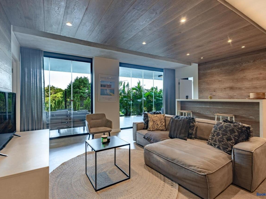 Coral Point Luxury Apartments