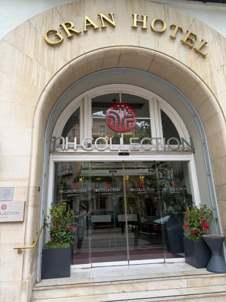 萨拉戈萨NH精选大酒店-旅行者