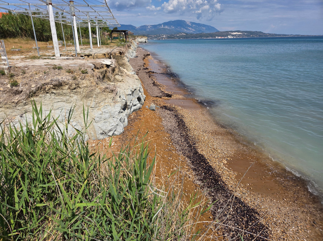 Xi Beach-Mantzavinata必去景点