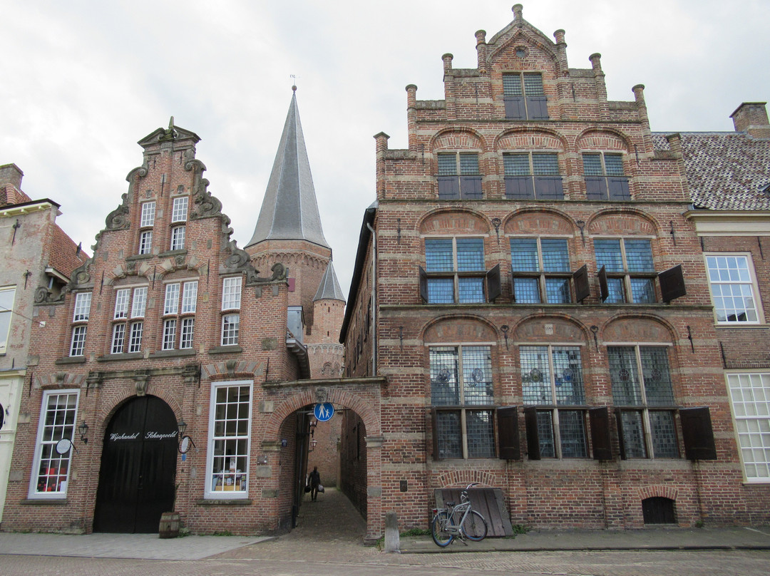 Zaadmarkt Zutphen-Rijksmonument woonhuis Het Bolwerck uit 1549-Zutphen必去景点