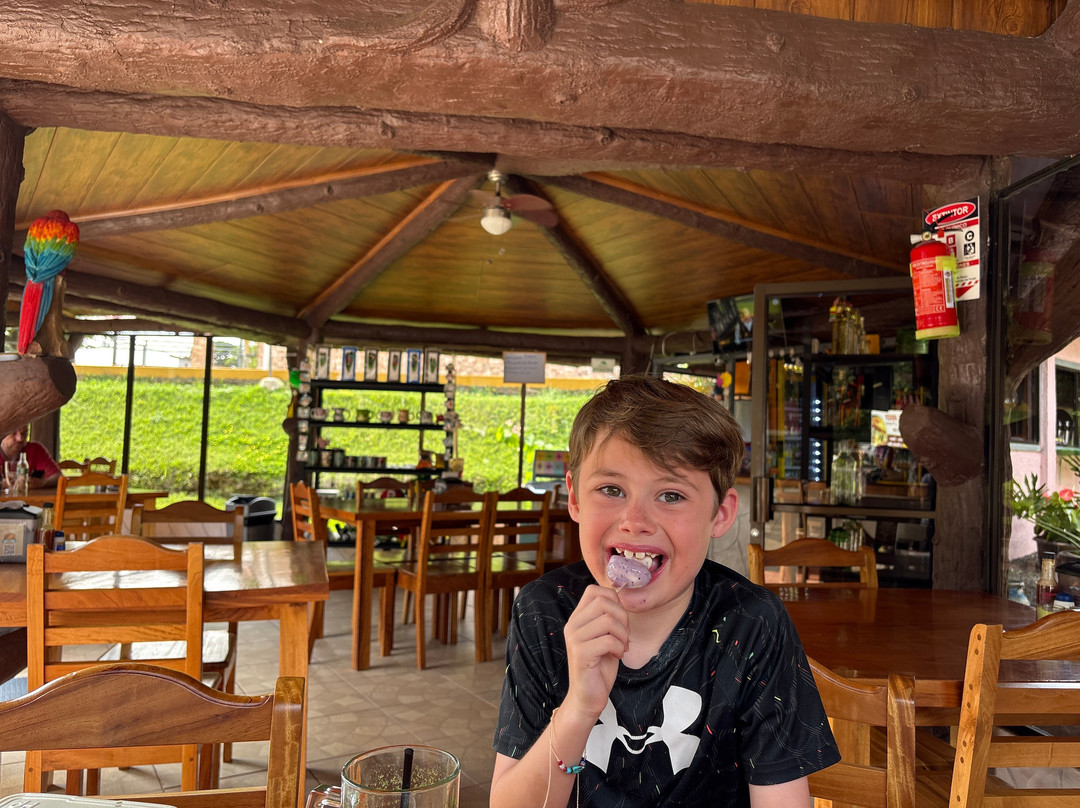 Restaurante y Pizzería Donde Jossy