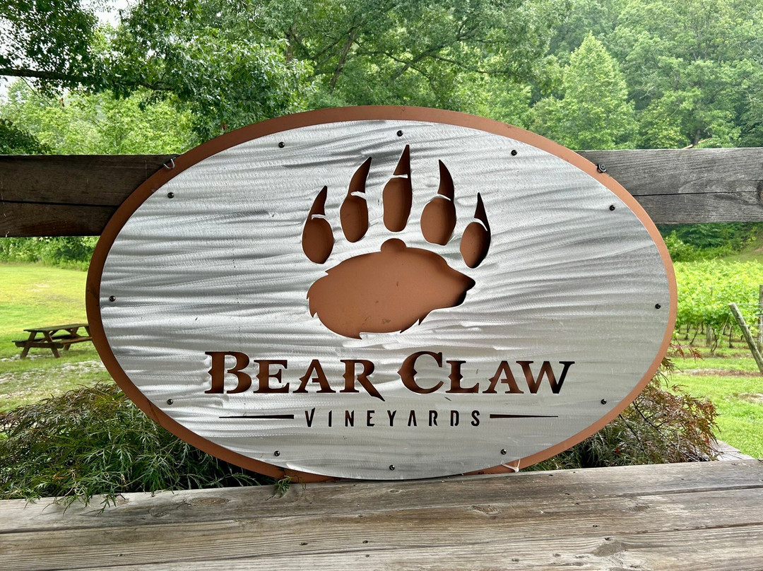 Bear Claw Vineyards-蓝岭必去景点