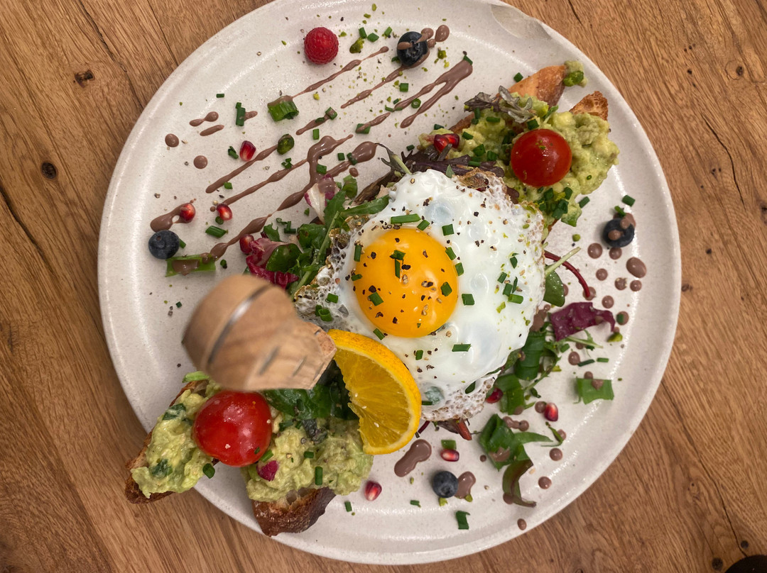 Bistro & Café Ivy