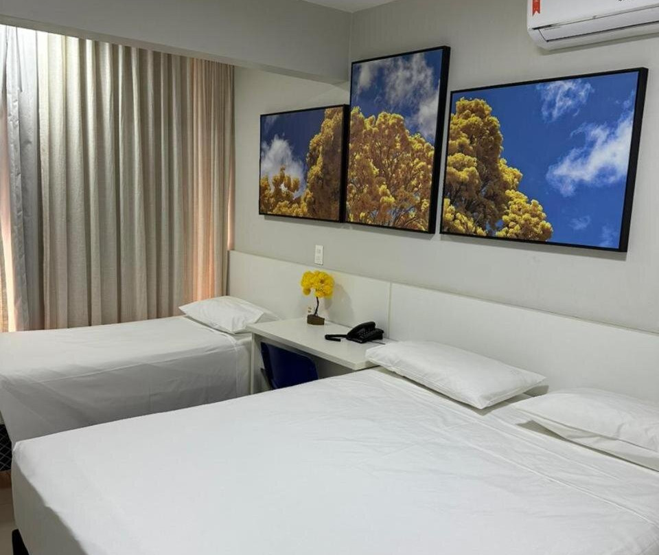 Apartamento economico Garvey Hotel - em reforma - provisoriamente com um tapume na janela