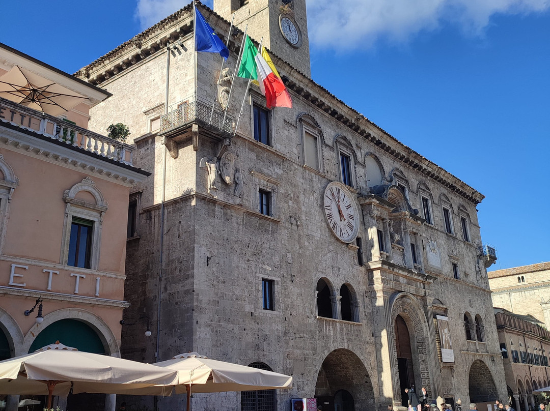 Piazza del Popolo-阿斯科利皮切诺必去景点