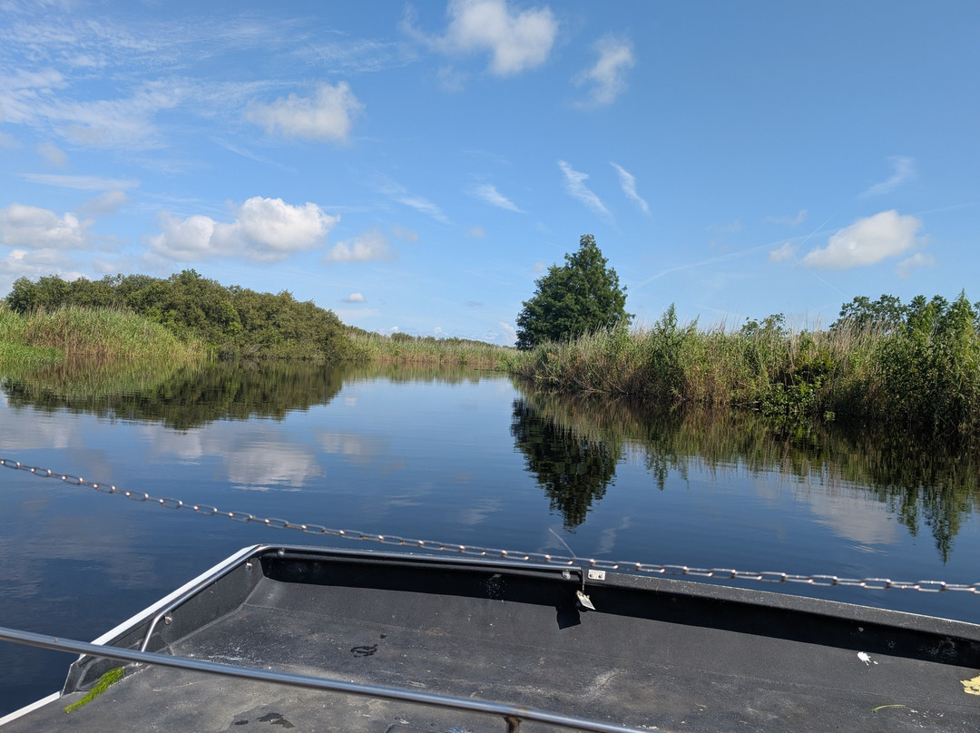 AirBoat Rides at Midway-Christmas必去景点