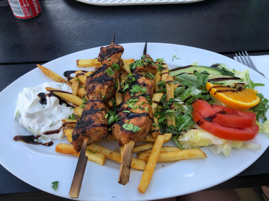 Lindos Pizzeria & Restaurang