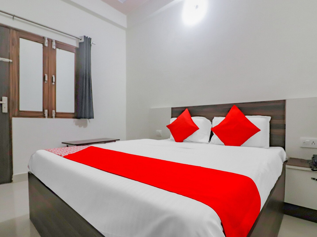 Mahaban Bangar酒店住宿-Rajlakshmi Guest House
