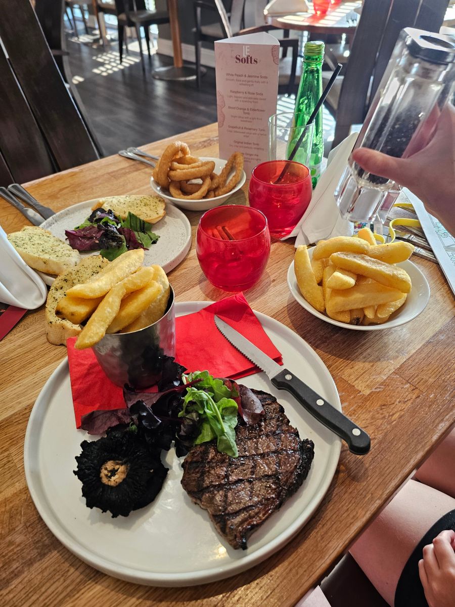 梅德斯通奥里达酒店-旅行者