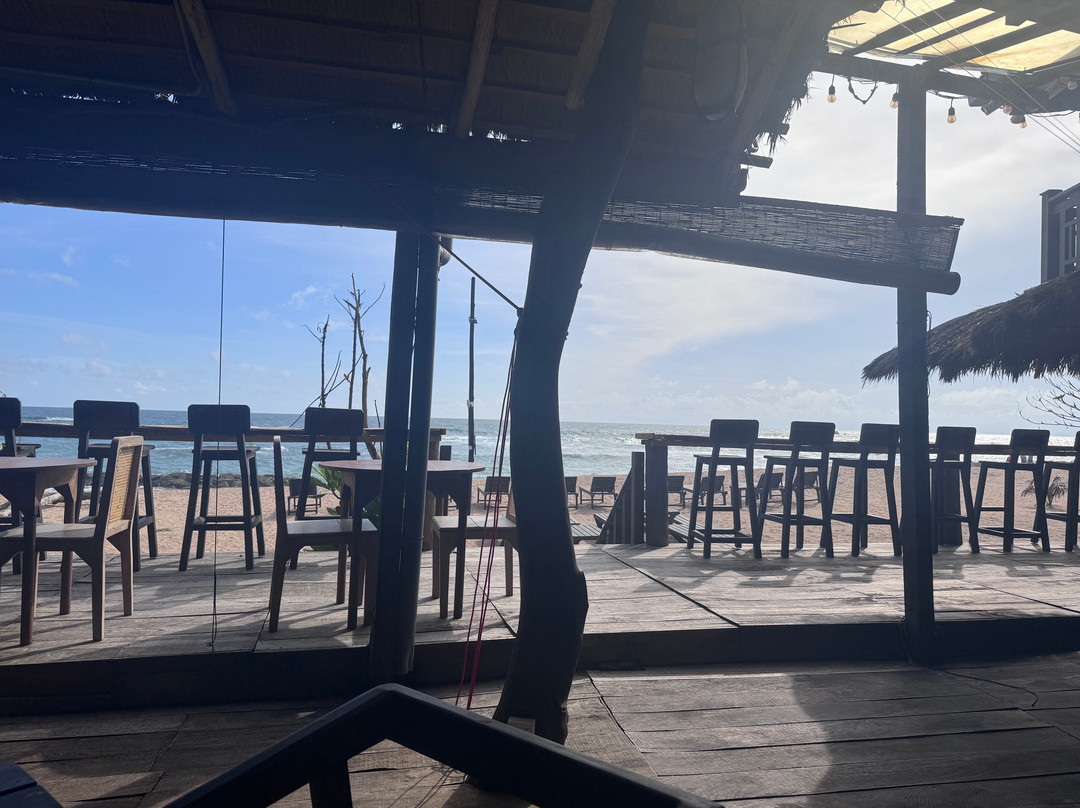 Shelter Beach Restaurant