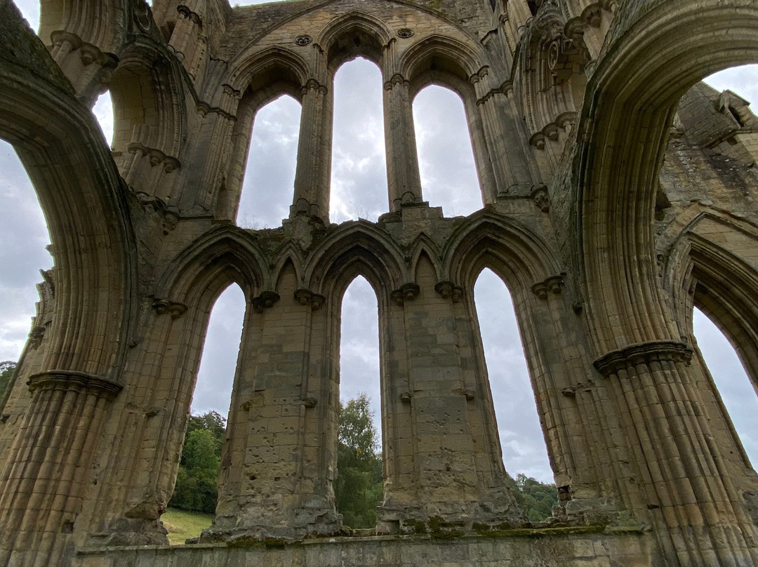 Rievaulx Abbey-赫尔姆斯利必去景点