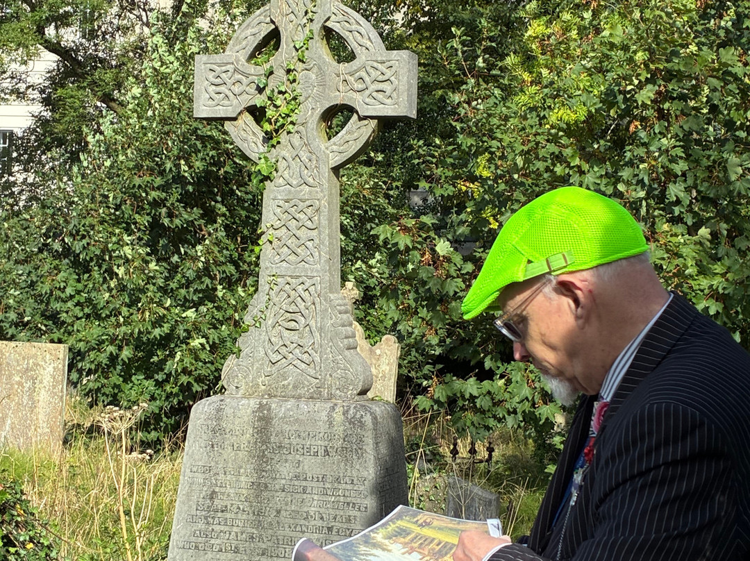 Friar's Bush Graveyard Cemetery Tours-贝尔法斯特必去景点