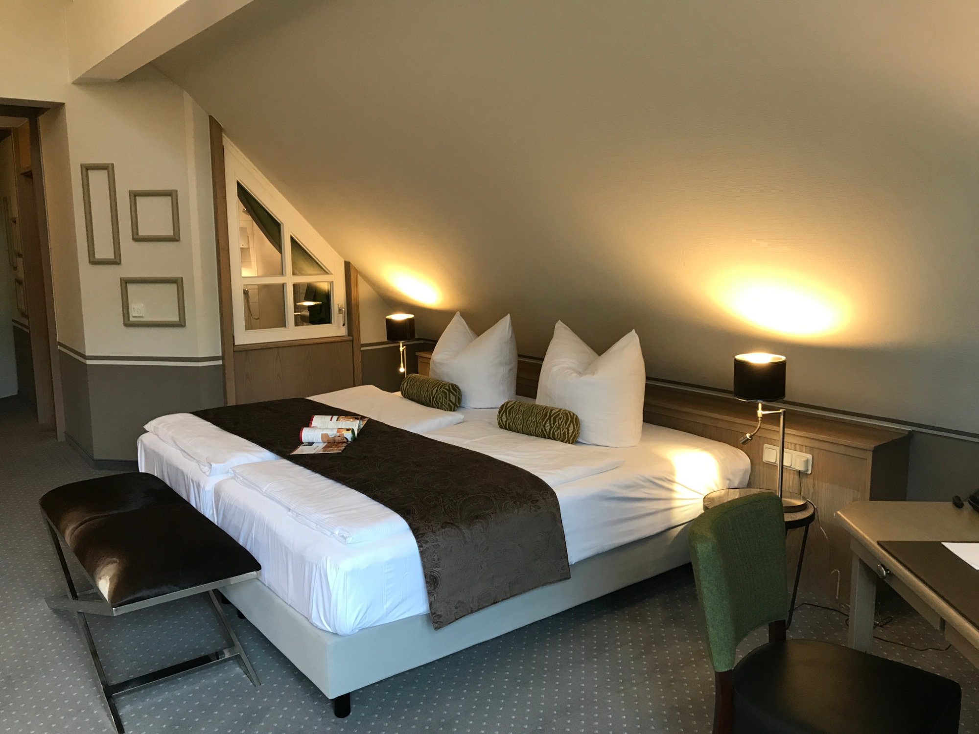 Romantisches Hotel Menzhausen-官方