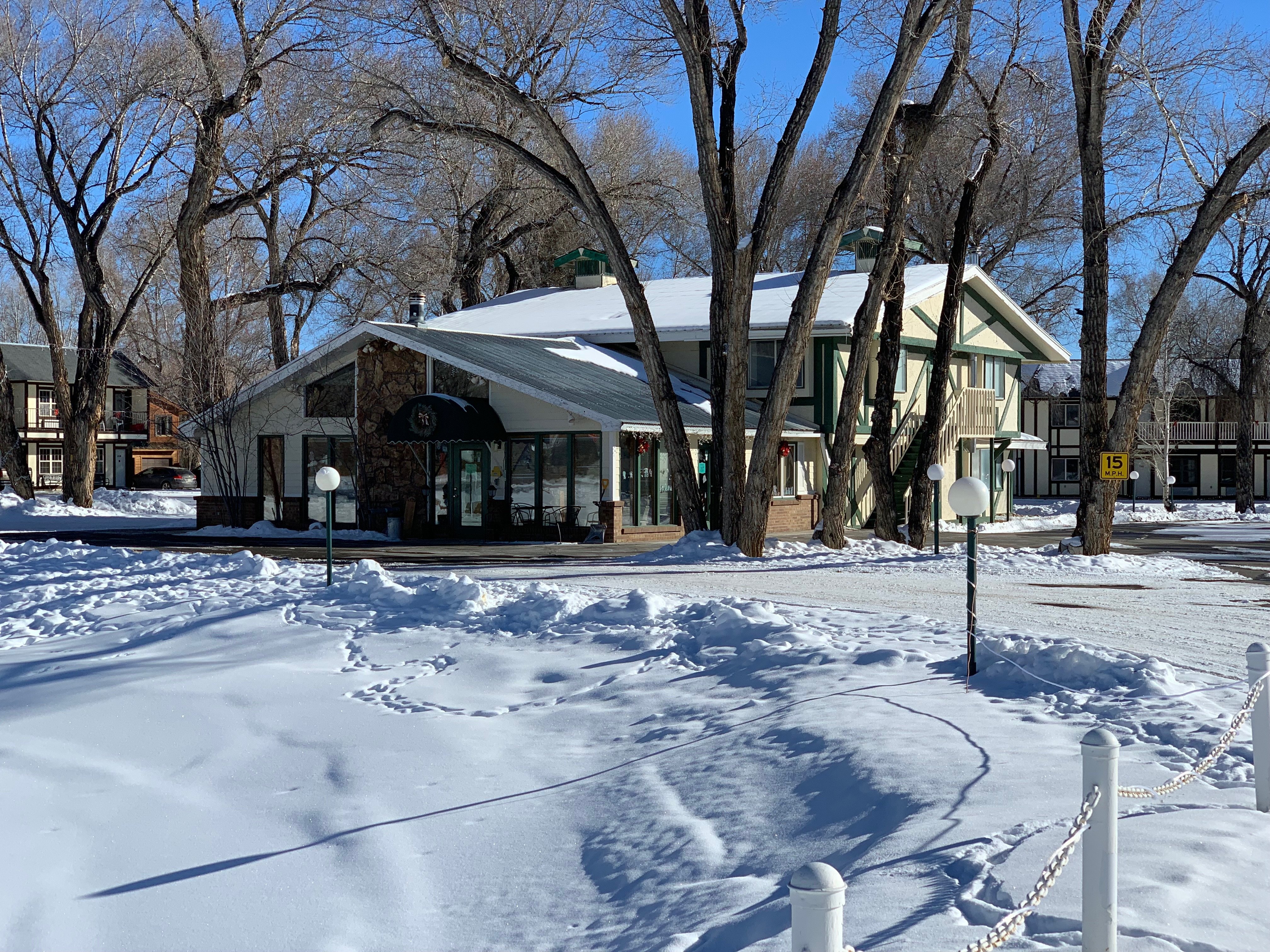 The Gunnison Inn at Dos Rios-官方